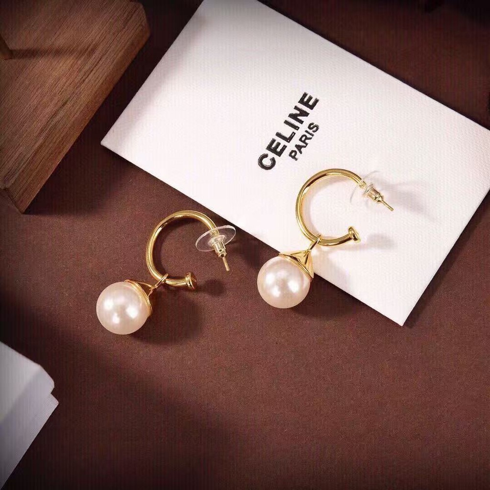Celine Gold Earrings with Cream Pearls